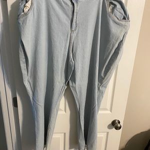 Light jeans size 38W stretchy
